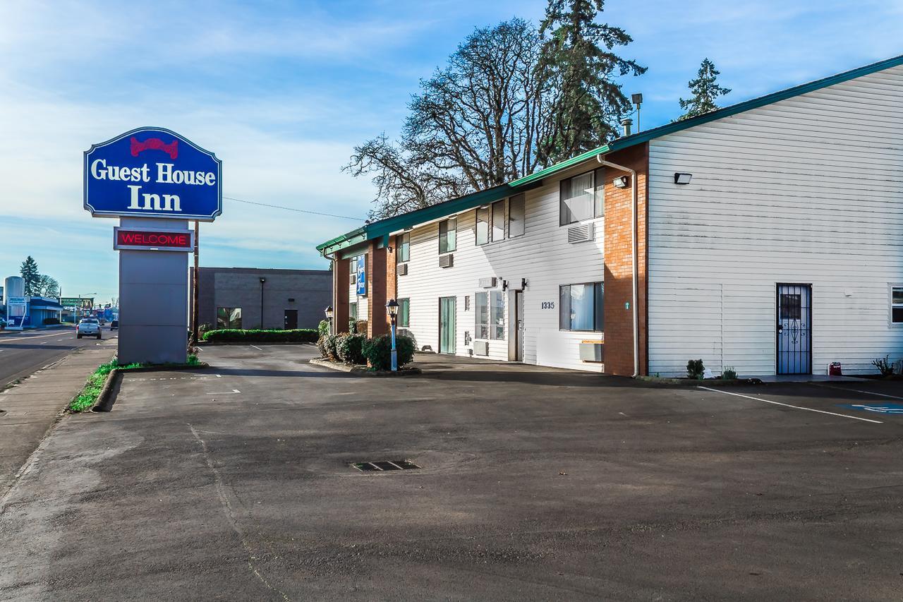 Guest House Inn Junction City Экстерьер фото
