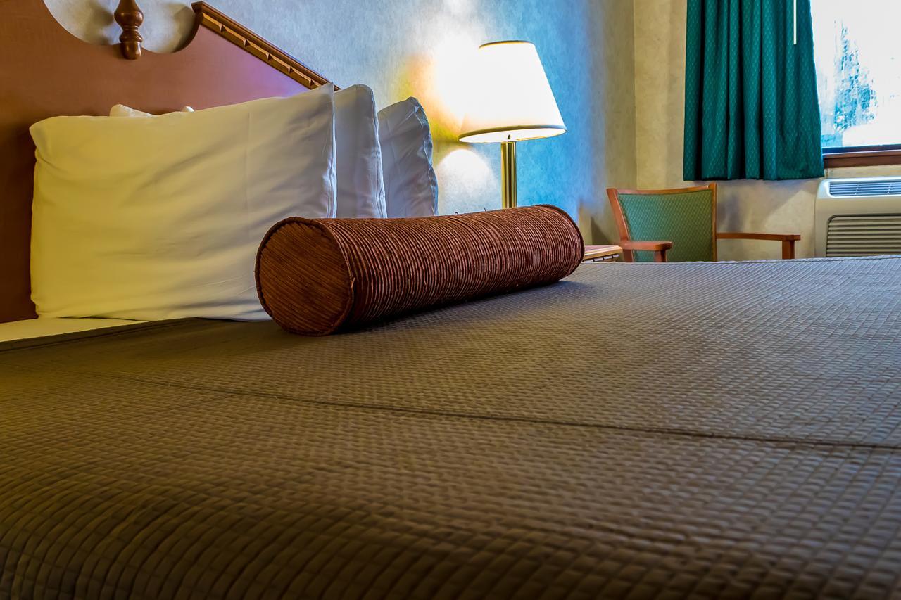 Guest House Inn Junction City Экстерьер фото
